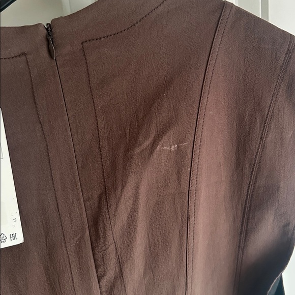 ZARA MINI GODET DRESS
ZW COLLECTION
Zara Chocolate Brown Mini Dress
21 - Picture 10 of 11